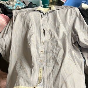 Elegant Men's Gray Button-Down Shirt